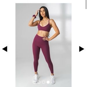 Balance Athletica Vitality - Cloud Pant & V-Bra SET